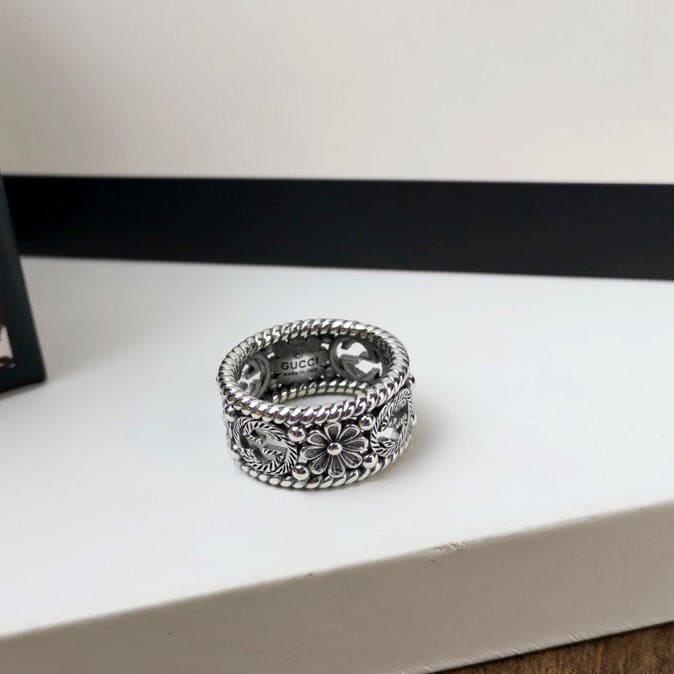 Gucci Double G Interlocking G Flowers Ring