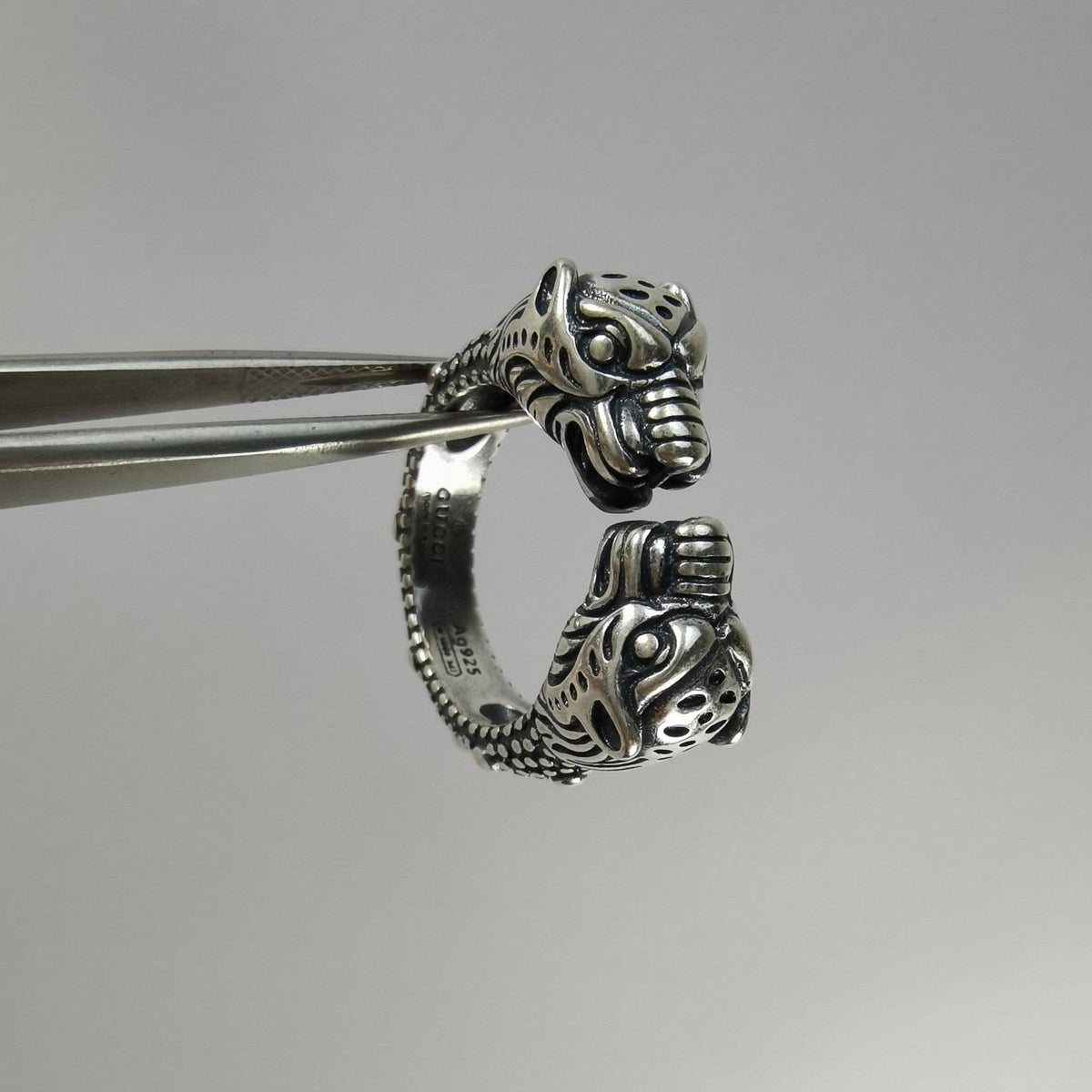 Gucci Double G Tiger Head Ring