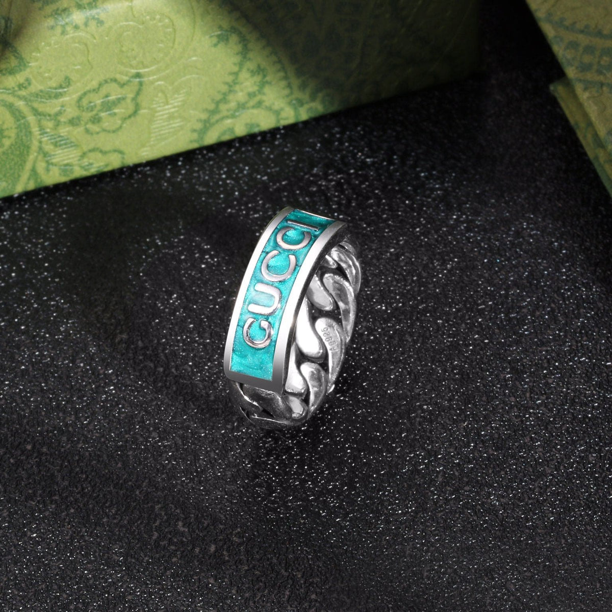 Gucci Double G Logo Plaque Chain Ring