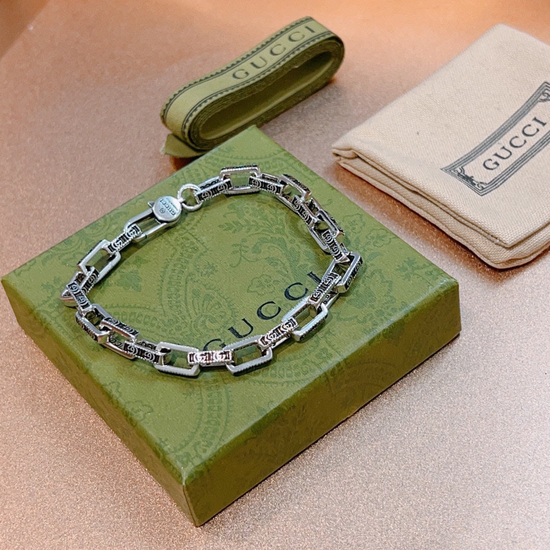 Gucci Double G Interlocking G Chain Bracelet