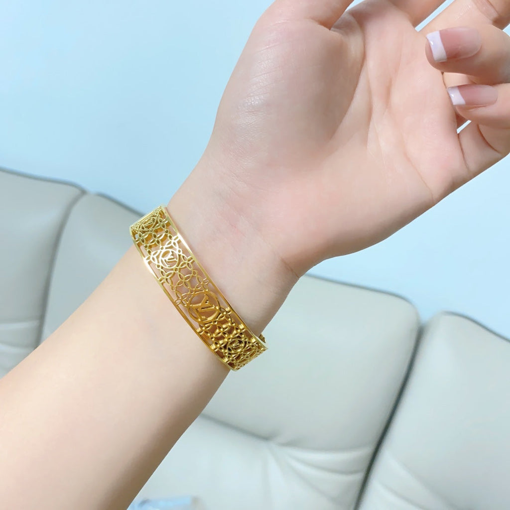 Louis Vuitton Cuff Chains Bracelet