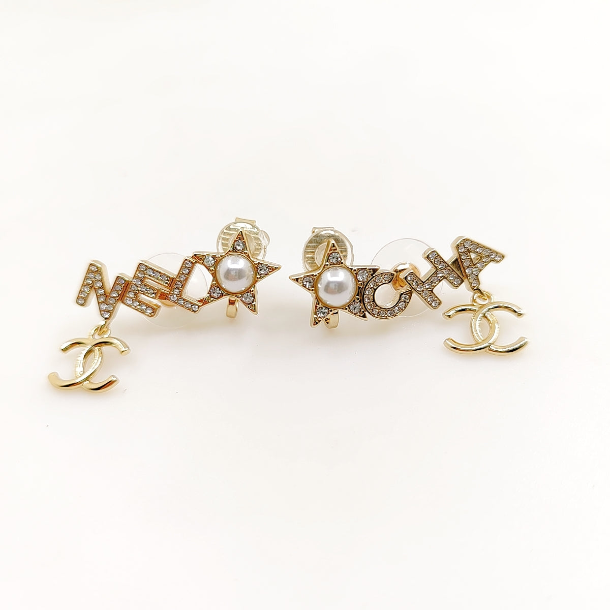 Chanel Script Diamond Earrings - 18K Yellow Gold