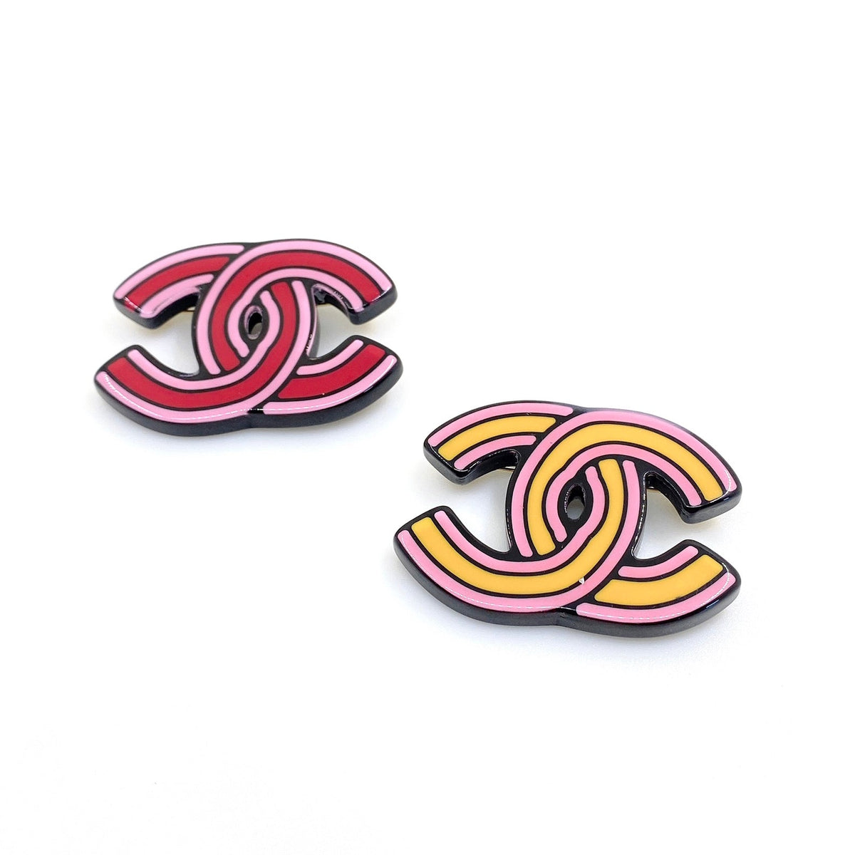 Chanel Pink Earrings - 18K Yellow Gold