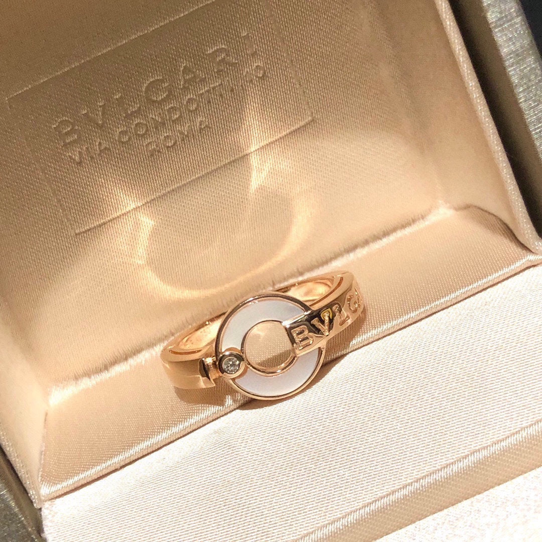 Bvlgari Pearl Ring - 18K Rose Gold