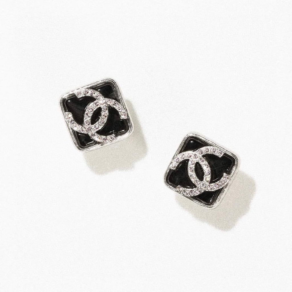 Chanel Square Earrings - 18K Yellow Gold