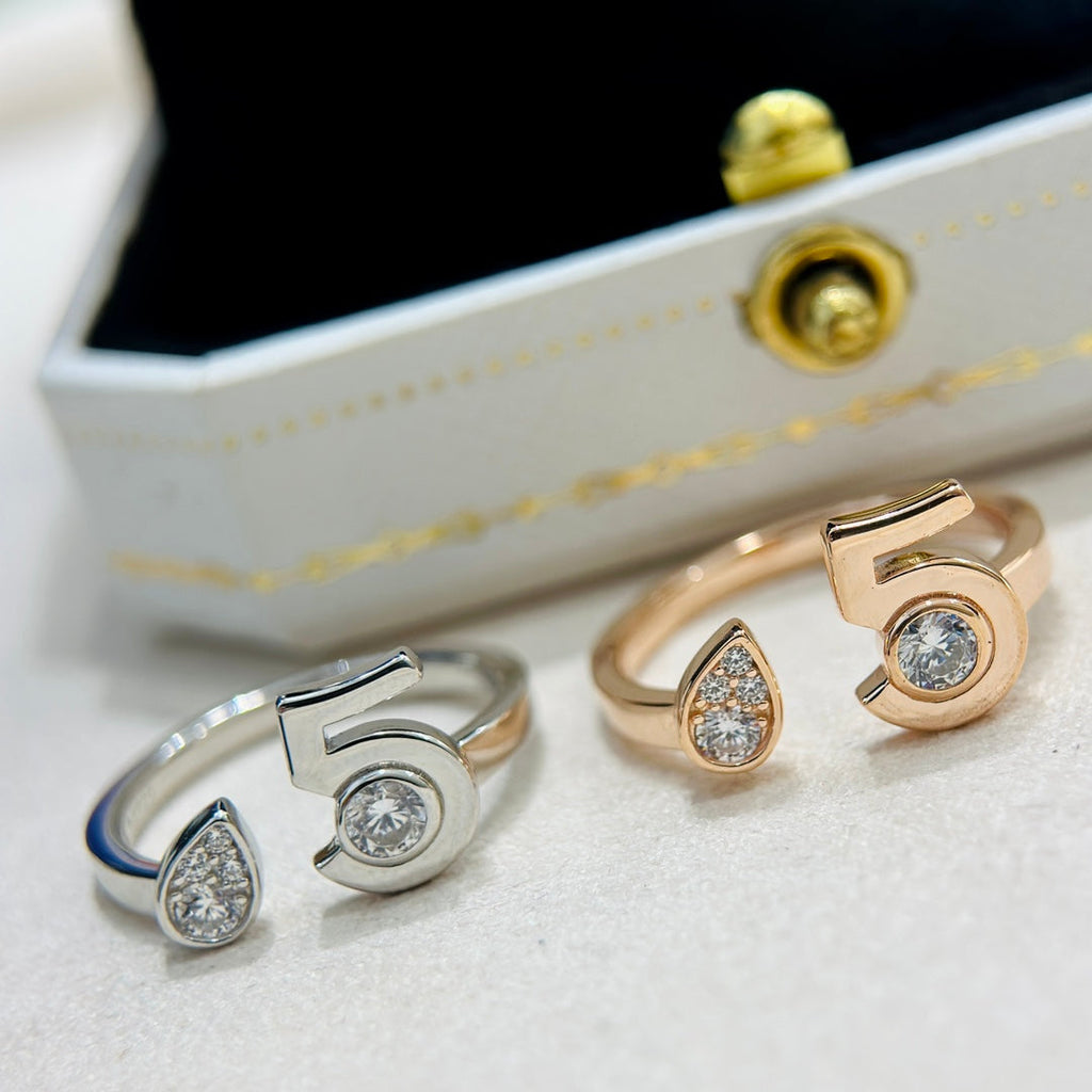 Chanel No.5 Ring - 18K Gold