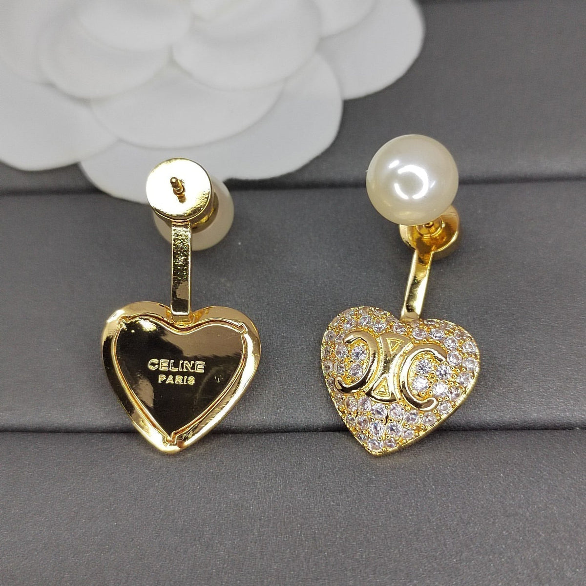 Celine Triomphe Diamond Heart Earrings - 18K Yellow Gold