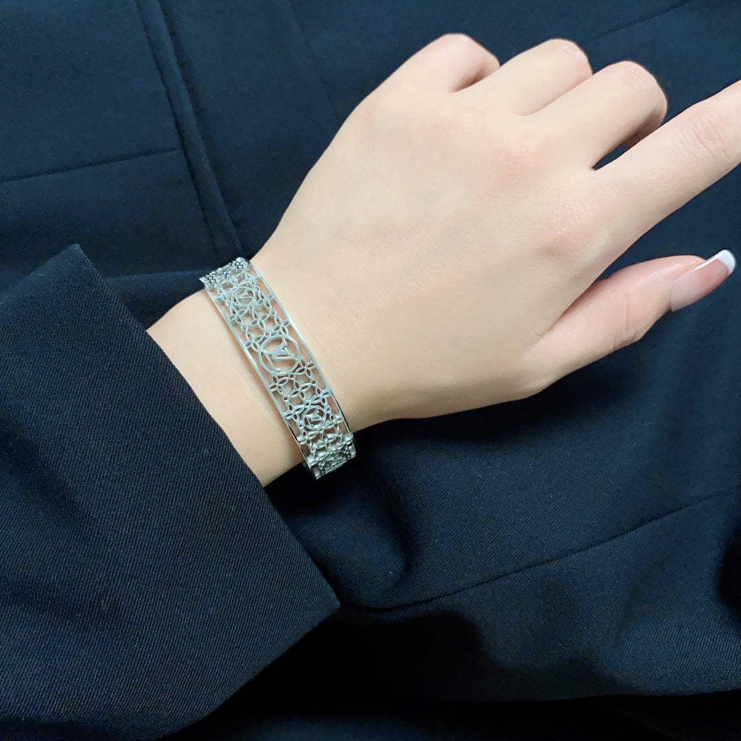 Louis Vuitton Cuff Chains Bracelet