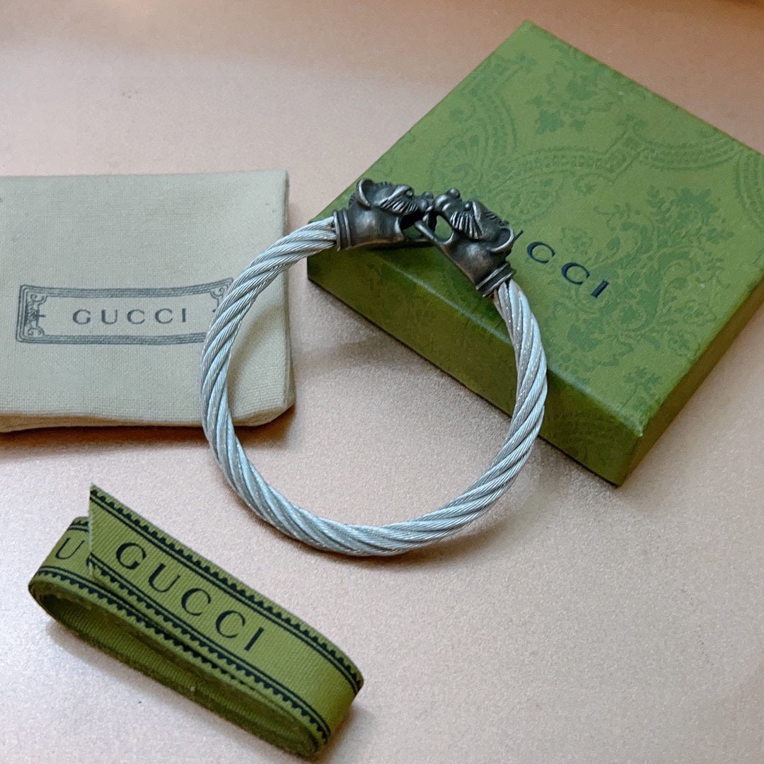 Gucci Double G Double Tiger Head Vintage Bracelet