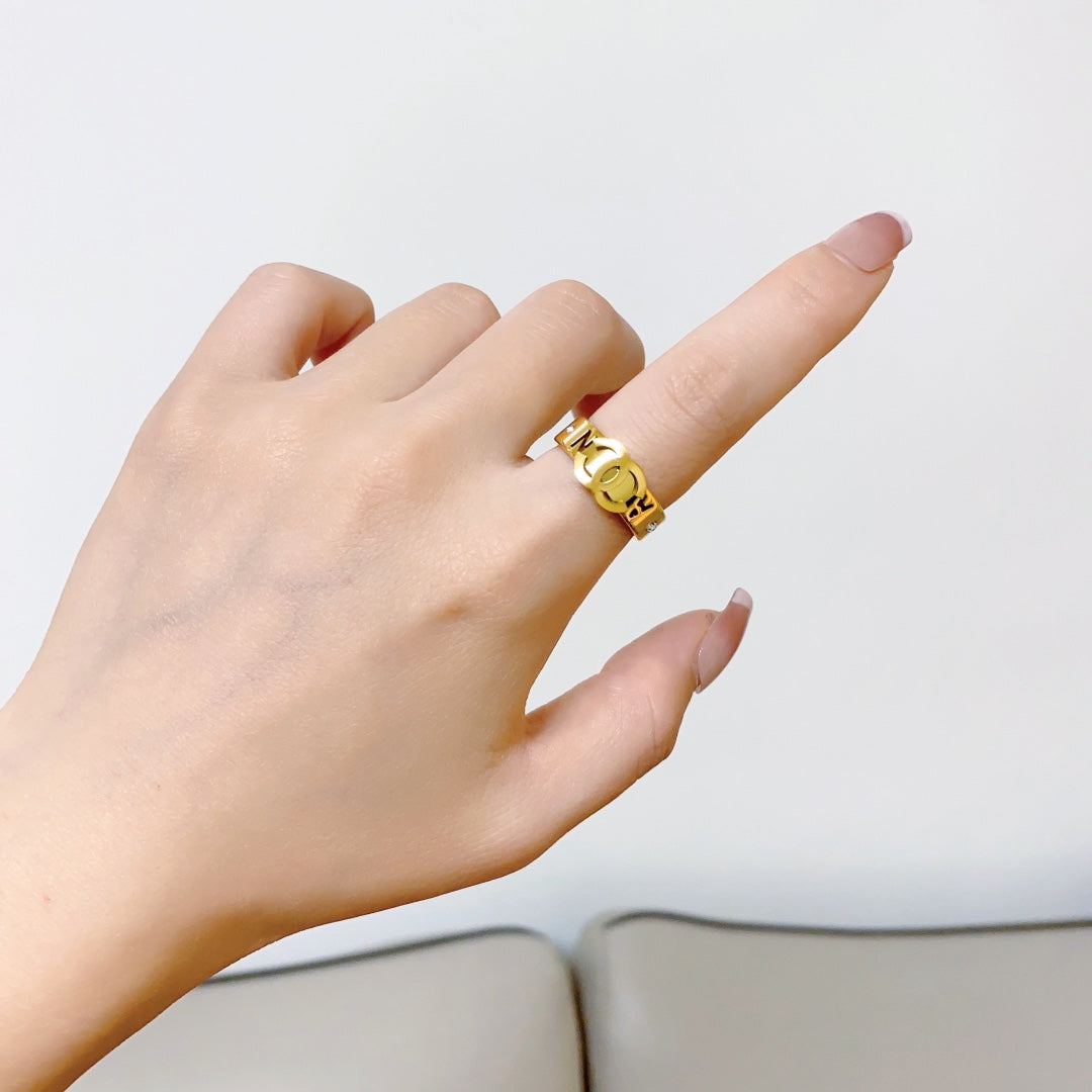 Chanel Ring - 18K Yellow Gold