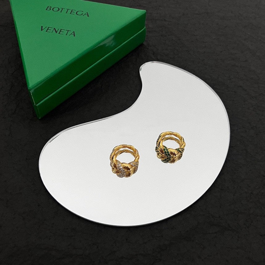 Bvlgari Red Crystal Ring - 18K Yellow Gold