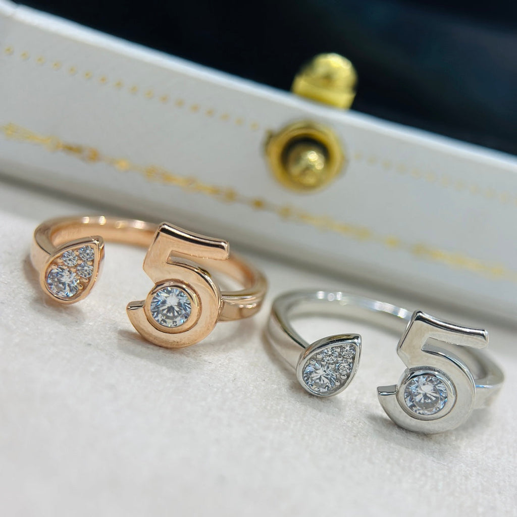 Chanel No.5 Ring - 18K Gold