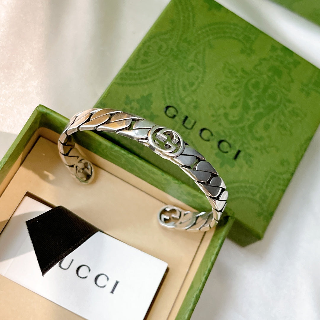 Gucci Double G Interlocking G Rigid Bracelet