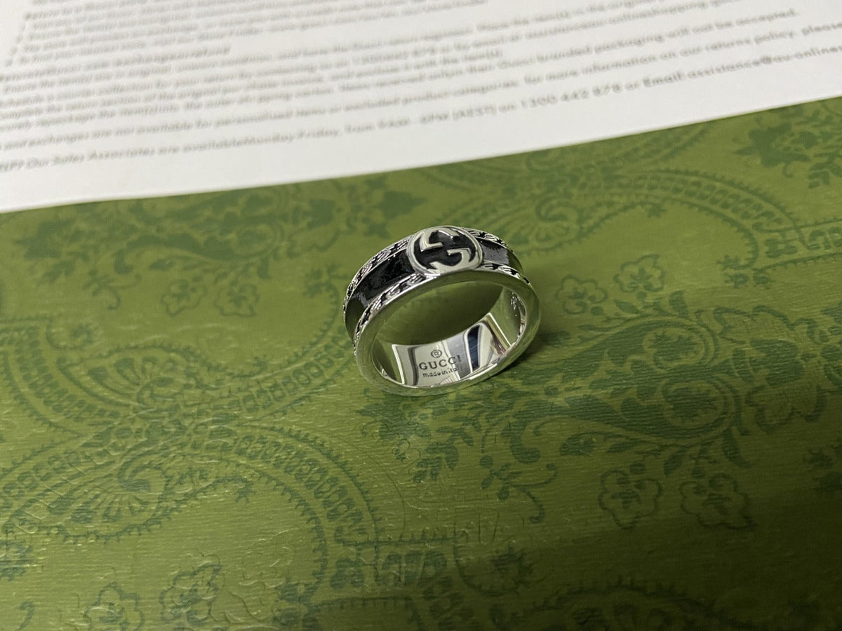Gucci Double G Interlocking G Black Enamel Ring