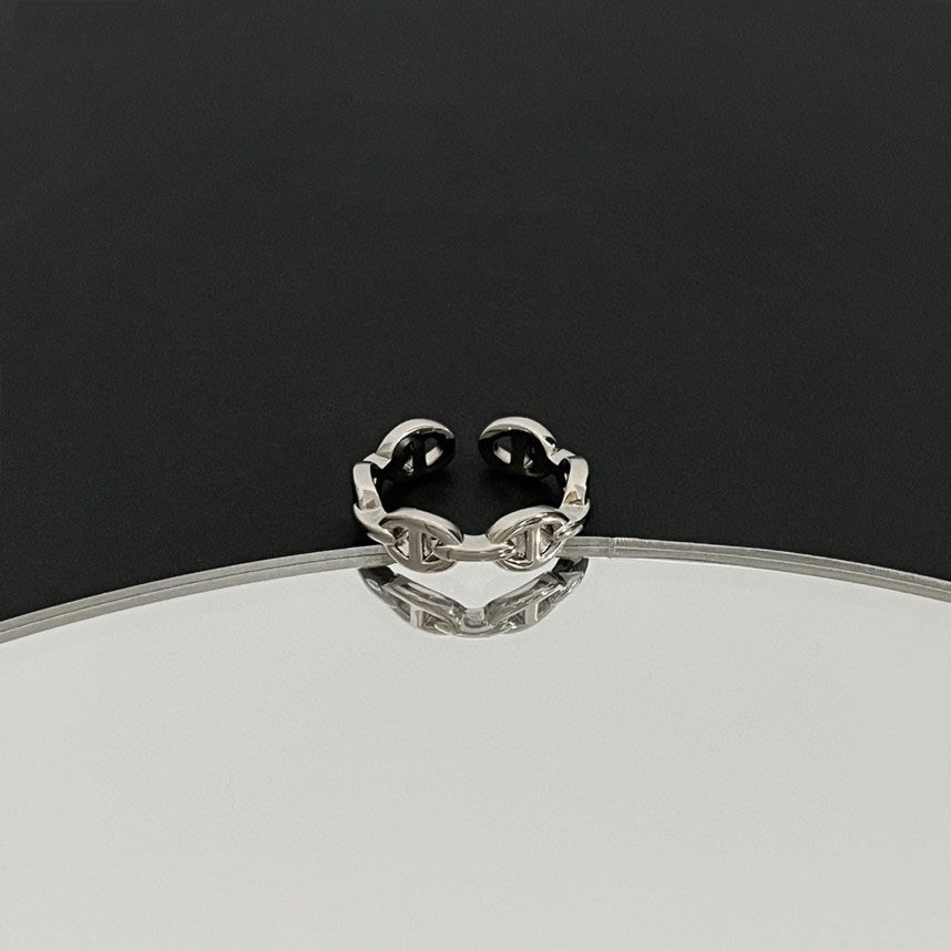 Hermes Chaine D'Ancre Enchainee Ring - 18K White Gold