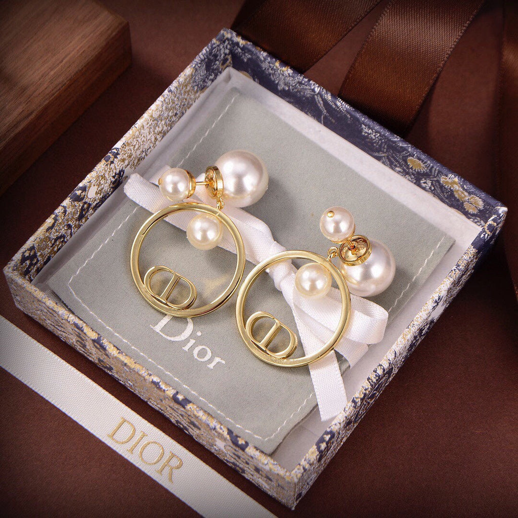 Dior Circle Pearl Earrings