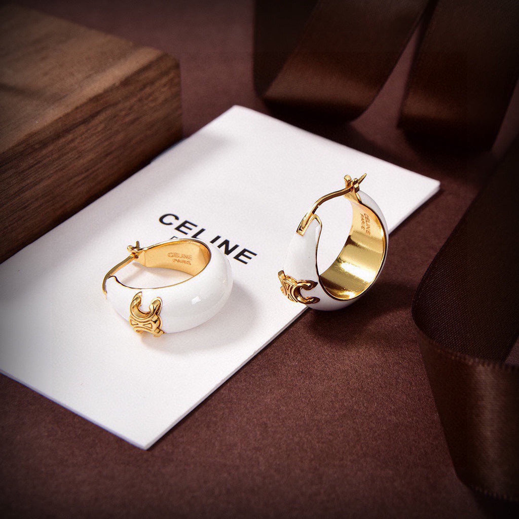 Celine Triomphe Pearl Earrings - 18K Yellow Gold