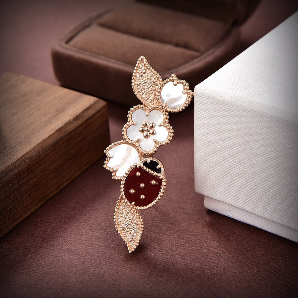 Lucky Spring Clip Brooch