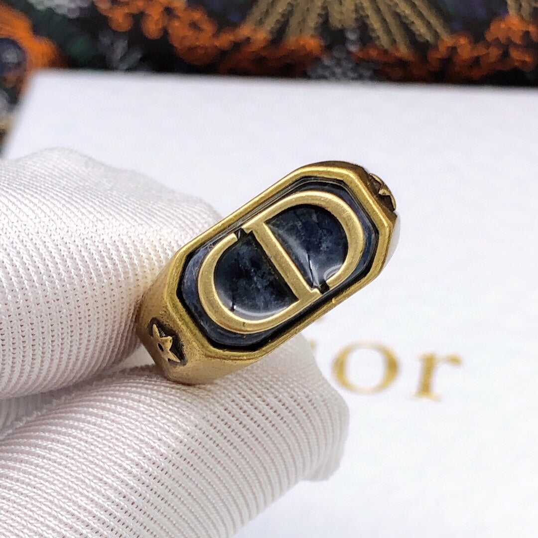 Dior Vintage Ring - 18K Yellow Gold