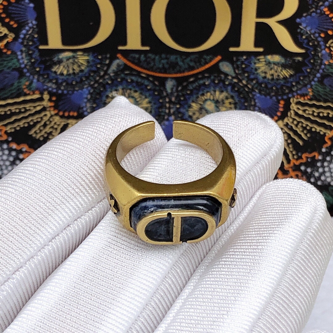 Dior Vintage Ring - 18K Yellow Gold