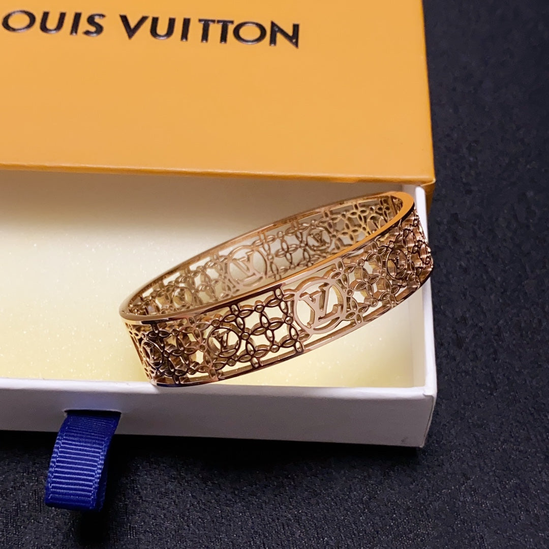 Louis Vuitton Cuff Chains Bracelet