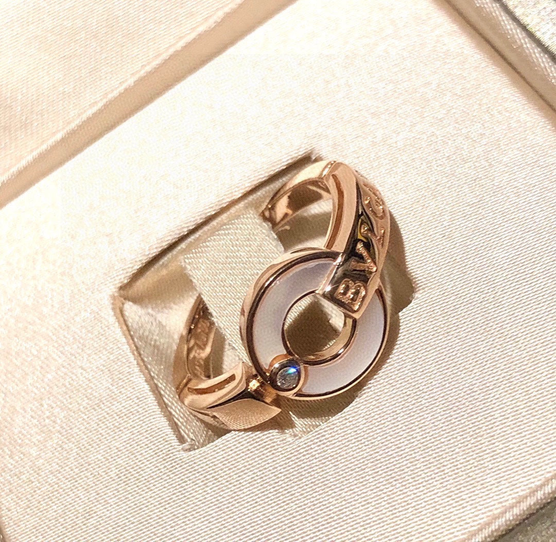 Bvlgari Pearl Ring - 18K Rose Gold