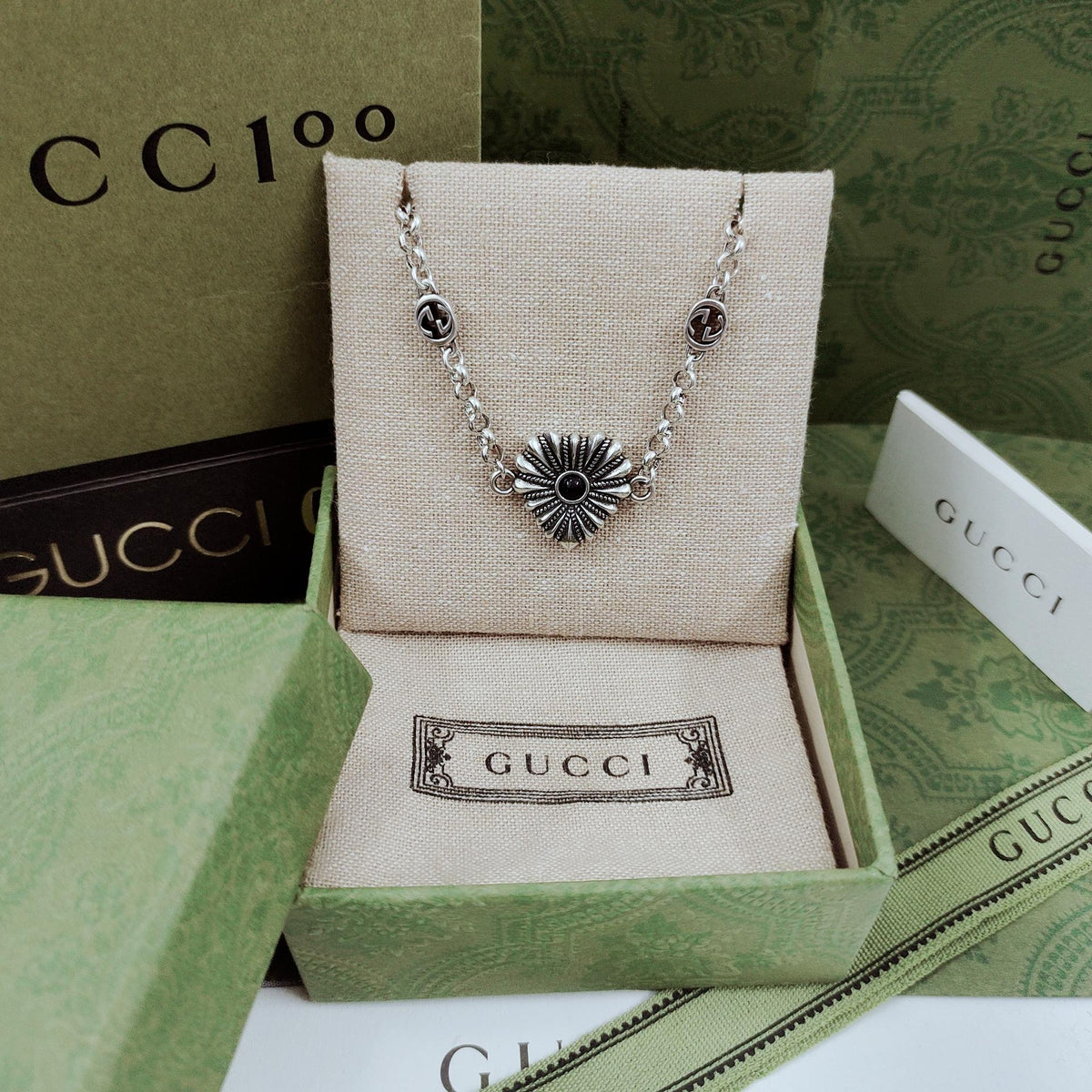 Gucci Double G Interlocking G Heart Necklace